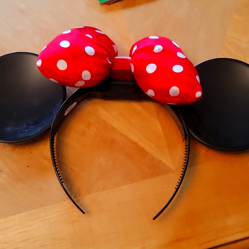 Light up Minnie ears